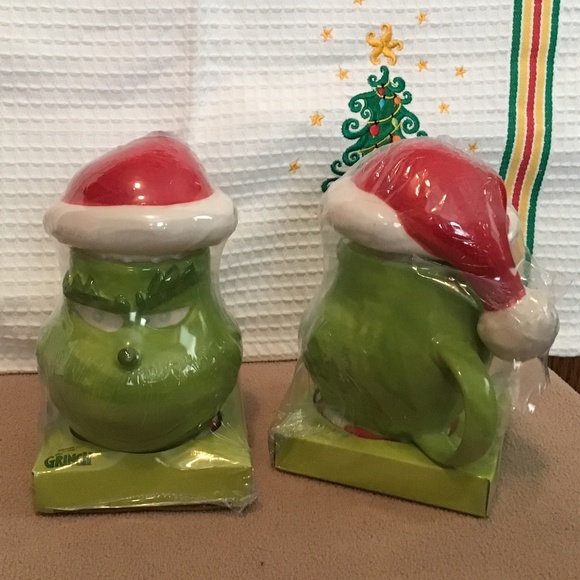 NWT WCN Grinch Mug and Hat set -  food safe  - 100% Ceramic - Picture 1 of 5